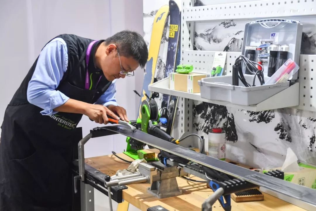 修高鐵、管陵墓、滑雪場管理&hellip;高職院校專業(yè)上新啦!